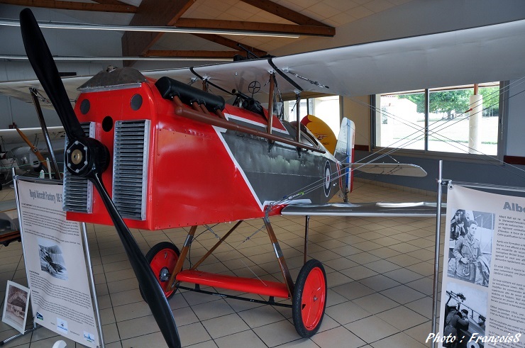Les Aéroplanes