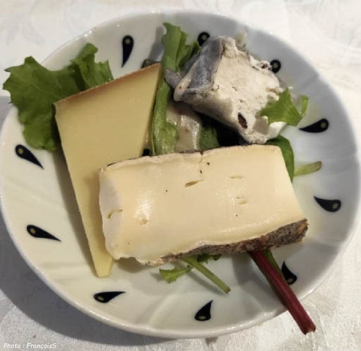 31 Mai 2023 : Repas Concorde sur Dinan à « L'Auberge du Pélican »