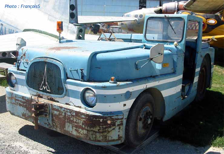 Tracteur de piste