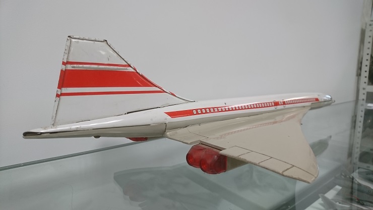Maquette Concorde à friction 1960 (échelle 1/100)