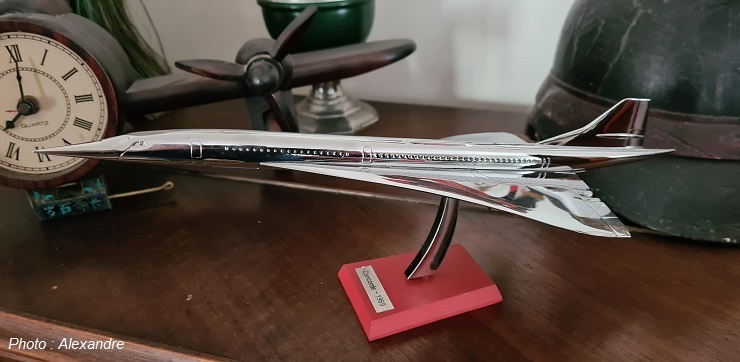 Maquette Concorde chromée