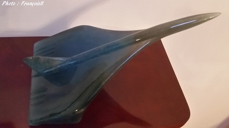 Sculpture Concorde DAUM FRANCE par Xavier Froissart