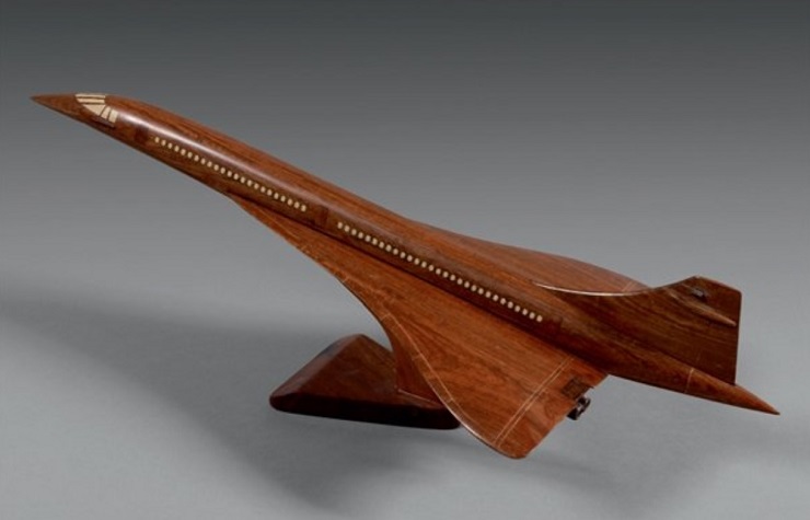 Maquette Concorde en bois