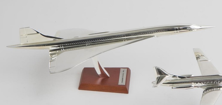 Maquette Concorde chromée