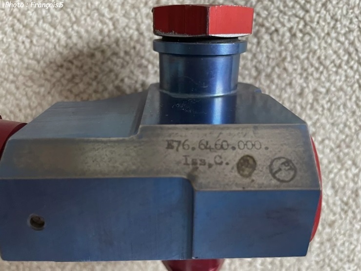 Olympus : raccord hydraulique