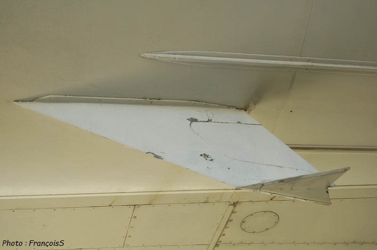 Fuselage : Antenne VHF2 (Glide Antenna)