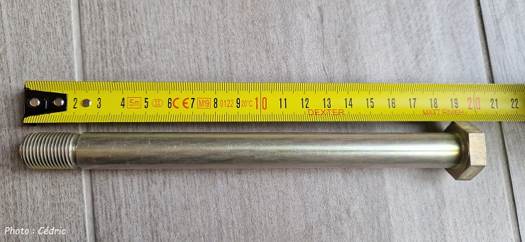 Aile : Boulon de ferrure