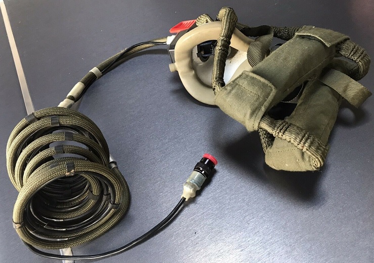 Masque à oxygène équipage