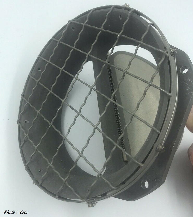Fuselage : Vanne de décharge (Discharge Valve) 