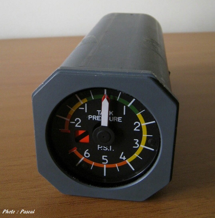 Cockpit : Indicateur Pression Réservoir lacet (Tank Pressure Gauge)