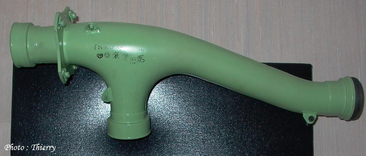 Réservoir - Raccord tuyauterie Kéro vers une des nourices (Piping feed)