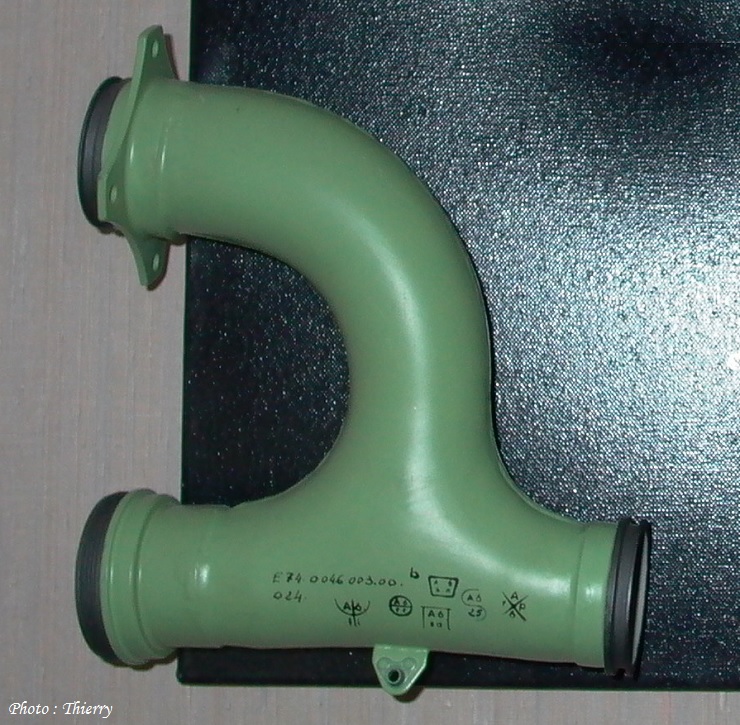 Réservoir - Raccord tuyauterie Kéro vers une des nourices (Piping feed)