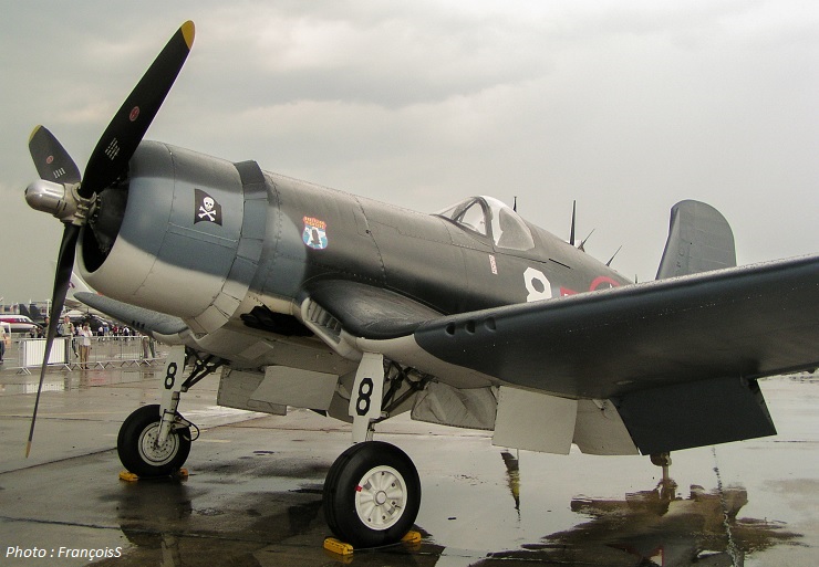 Pilote F4-U