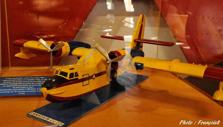 Pilote CL 215