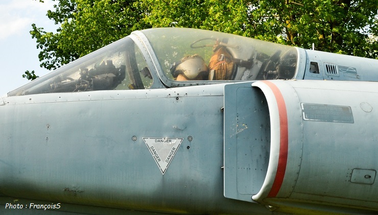 Pilote Etendard
