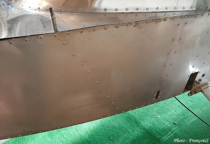 Nettoyage surface fuselage
