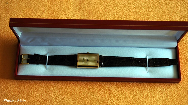 Montre en Laque de Chine