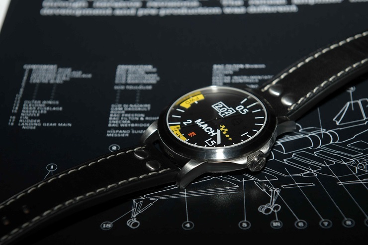 Montre : Mach 2 CarringtonSMITH