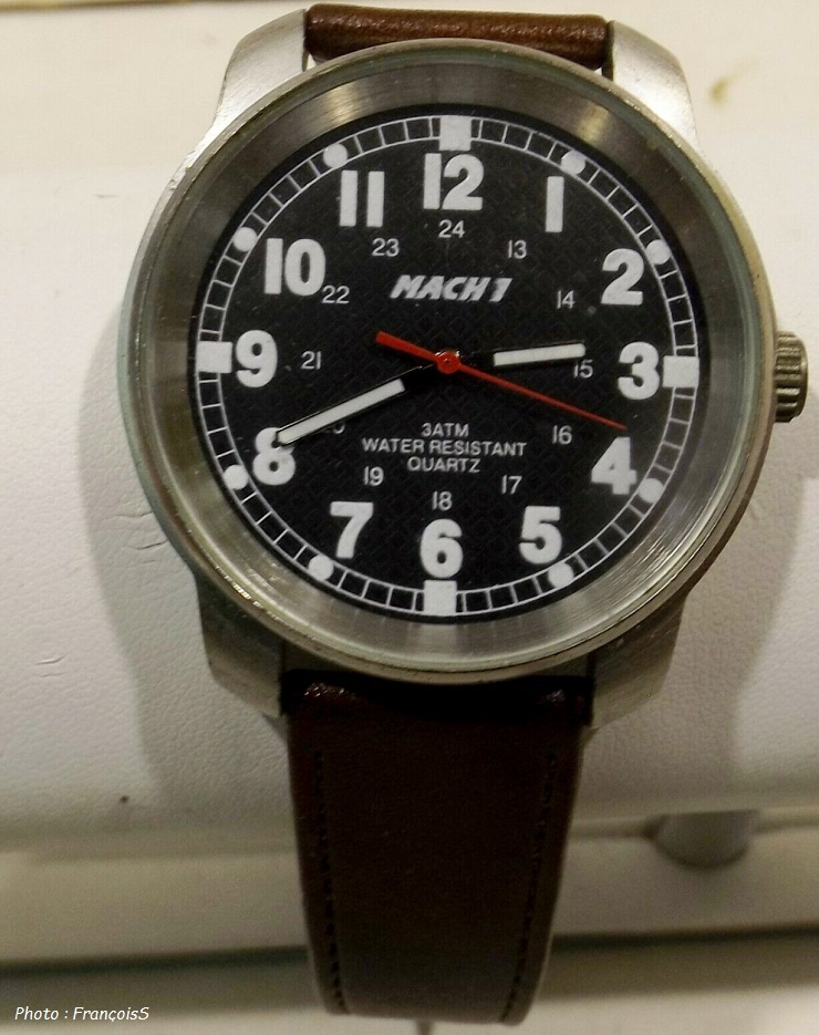 Montre "Concorde" de la revue aéronautique "Mach1" N°4