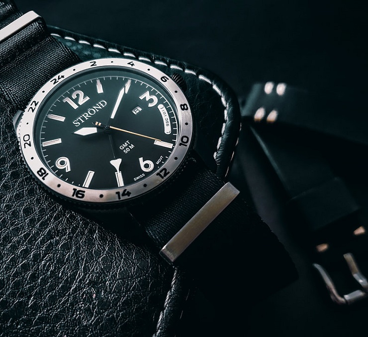 STROND - SSC-101 24h GMT, All Black with Steel Bezel