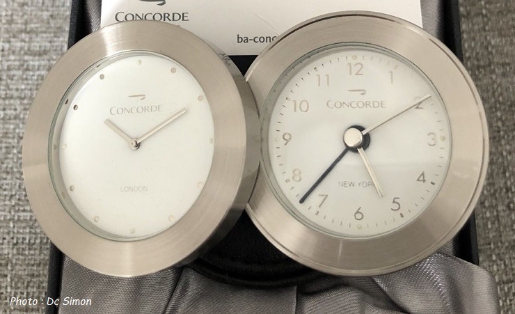 Horloge Réveil 2003 BA
