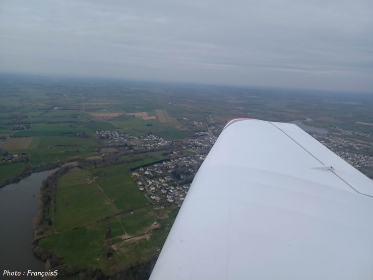 07 Mars 2023 : Vol en Robin DR401-120 et "Piper PA46"