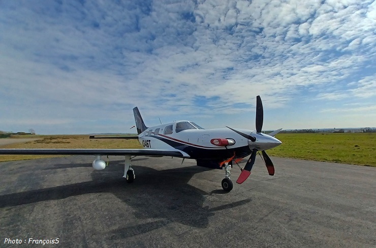 07 Mars 2023 : Vol en Robin DR401-120 et "Piper PA46"