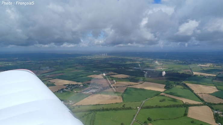 11 Mai 2023 : Vol en Robin DR401-120 