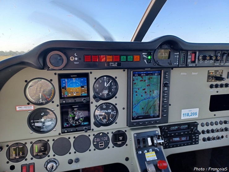 16 Mai 2023 : Vol en Robin DR401-120 
