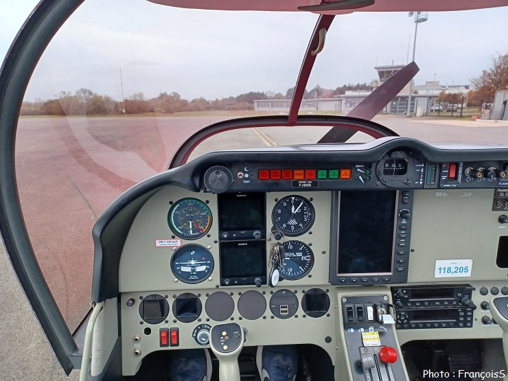 11 Novembre 2023 : Vol en Robin DR401-120 