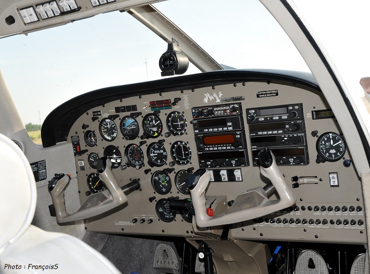 Piper Archer III