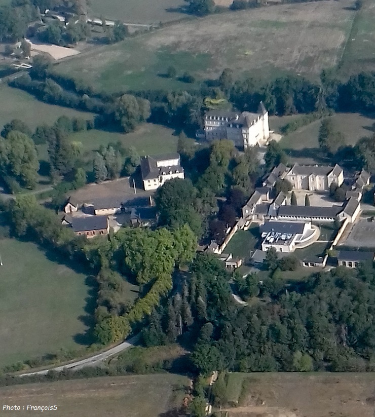 Vol familial en Robin DR401 au-dessus de l'Anjou