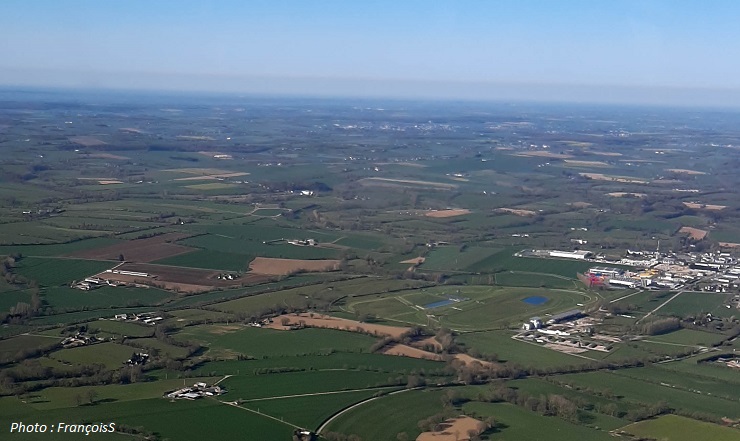 29 Mars 2021 : Vol en Robin DR401 à destination de Laval