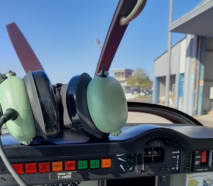 29 Mars 2021 : Vol en Robin DR401 à destination de Laval