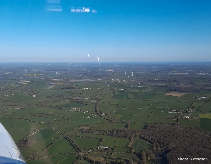 29 Mars 2021 : Vol en Robin DR401 à destination de Laval