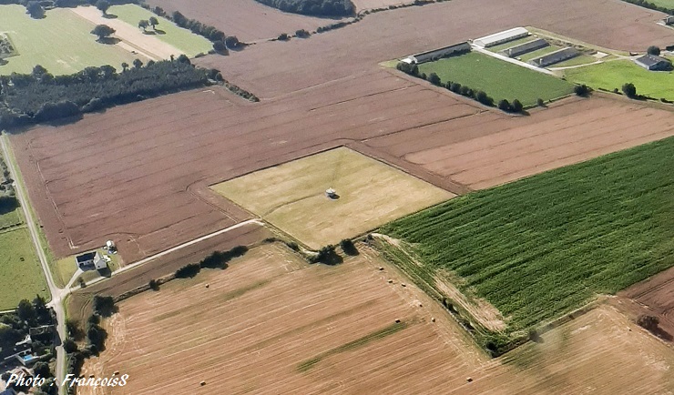 A la recherche du VOR d'Angers et du Château de Louis de Funès