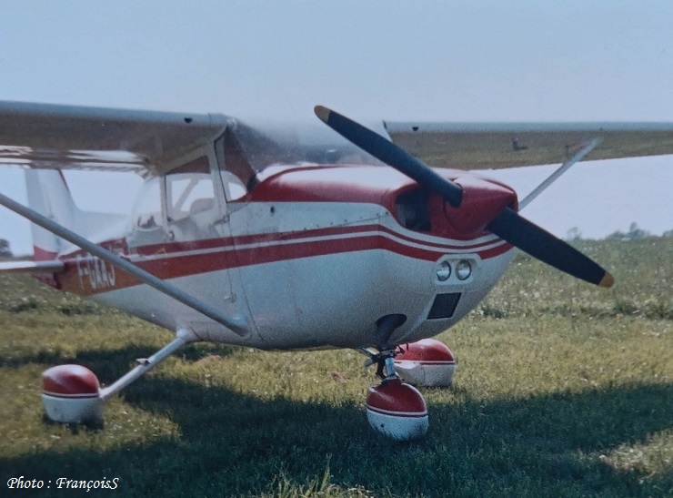 Années 80 : Première séance de pilotage sur ULM