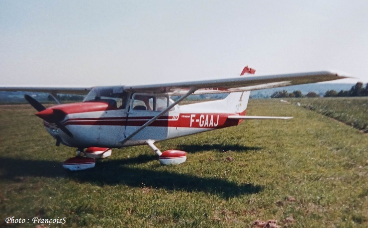 Années 80 : Première séance de pilotage sur ULM