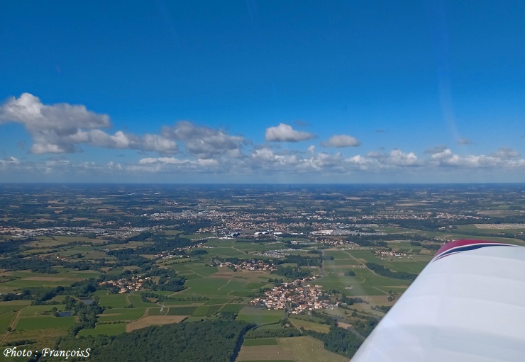 27 Juin 2022 : Robin DR401 à destination de Montaigu