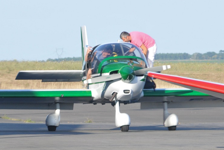 01 Aout 2015 : Premier vol de Martin en Robin Dr400
